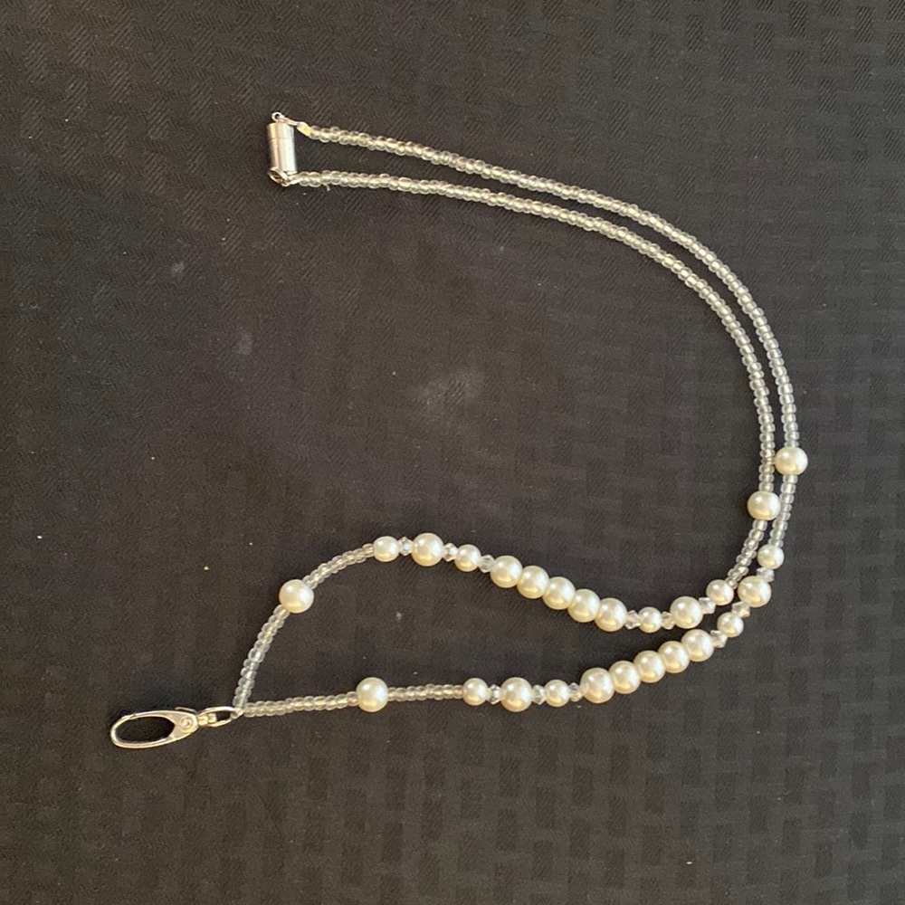 Pearl and clear bead lanyard for ID/badge